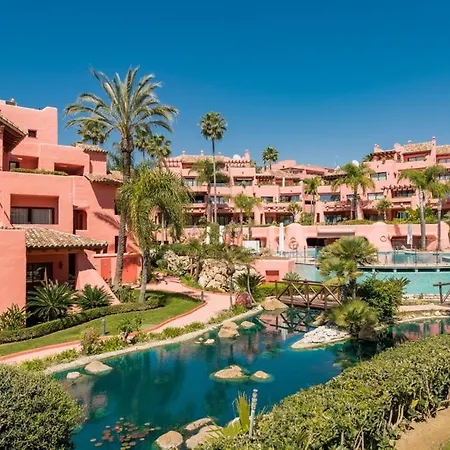 Mediterranean Bliss - 3 Bedroom Ground Floor Apartment Estepona